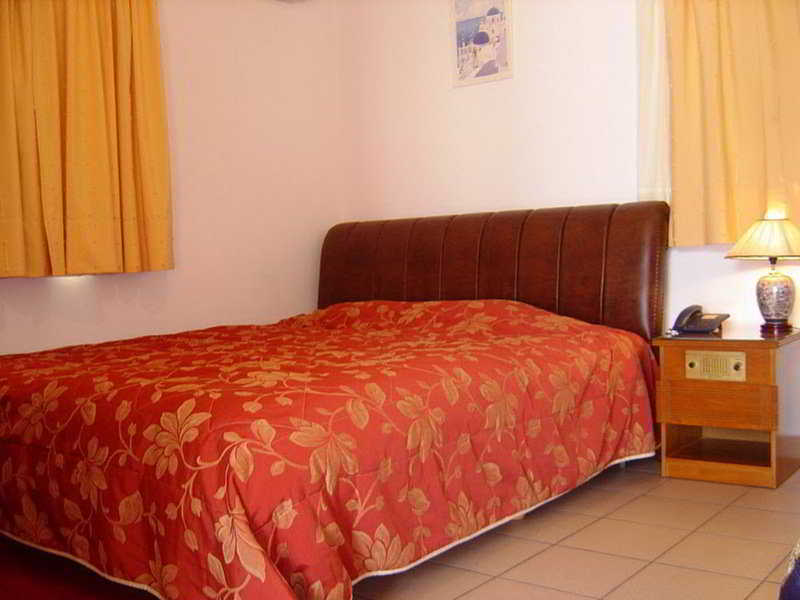 Kalimera Hotel Poros Town Ngoại thất bức ảnh