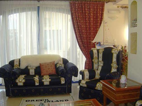 Kalimera Hotel Poros Town Ngoại thất bức ảnh